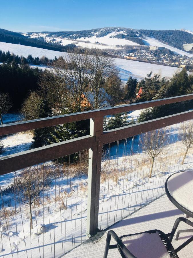 Mountain Apartment Klinovec Atomic Loučná pod Klínovcem Εξωτερικό φωτογραφία